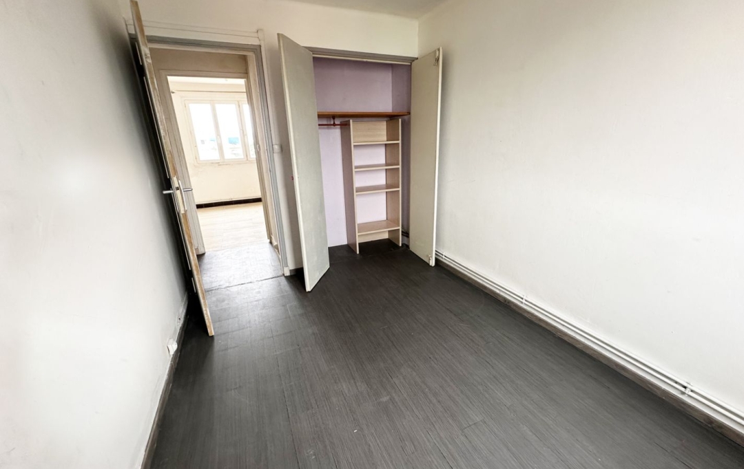 AZ FONCIER : Apartment | NIMES (30000) | 65 m2 | 69 900 € 