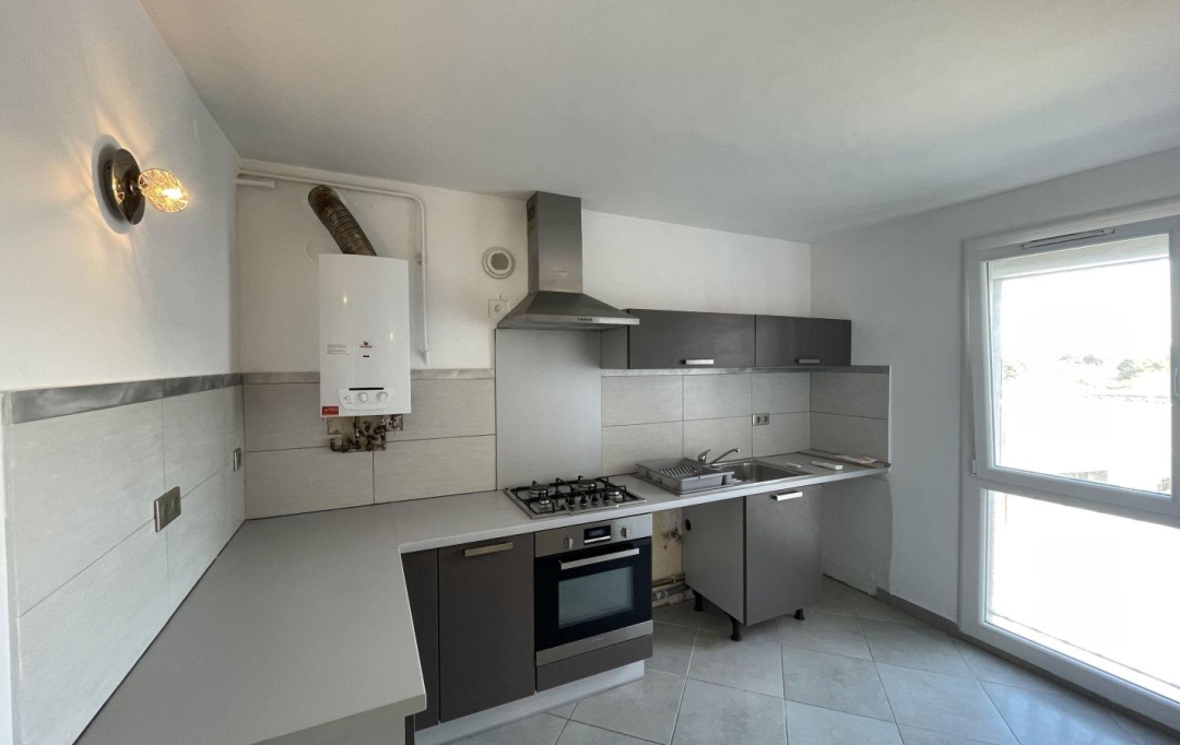 AZ FONCIER : Apartment | NIMES (30000) | 66 m2 | 153 000 € 